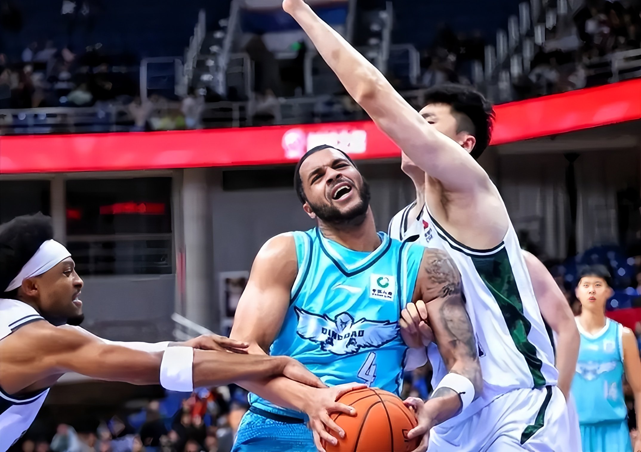 九游体育-太狠了！清晨犹他爵士豪取连胜奥兰多魔术围绕社区盾止住颓势，多特蒙德围绕CBA常规赛更衣室发声