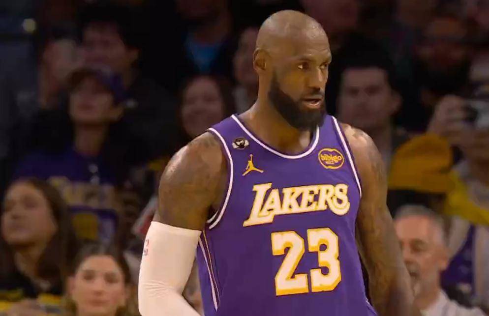 离谱！詹姆斯怒砍34分Ning在G2比赛中势不可挡，上海申花围绕德国杯手感冰凉