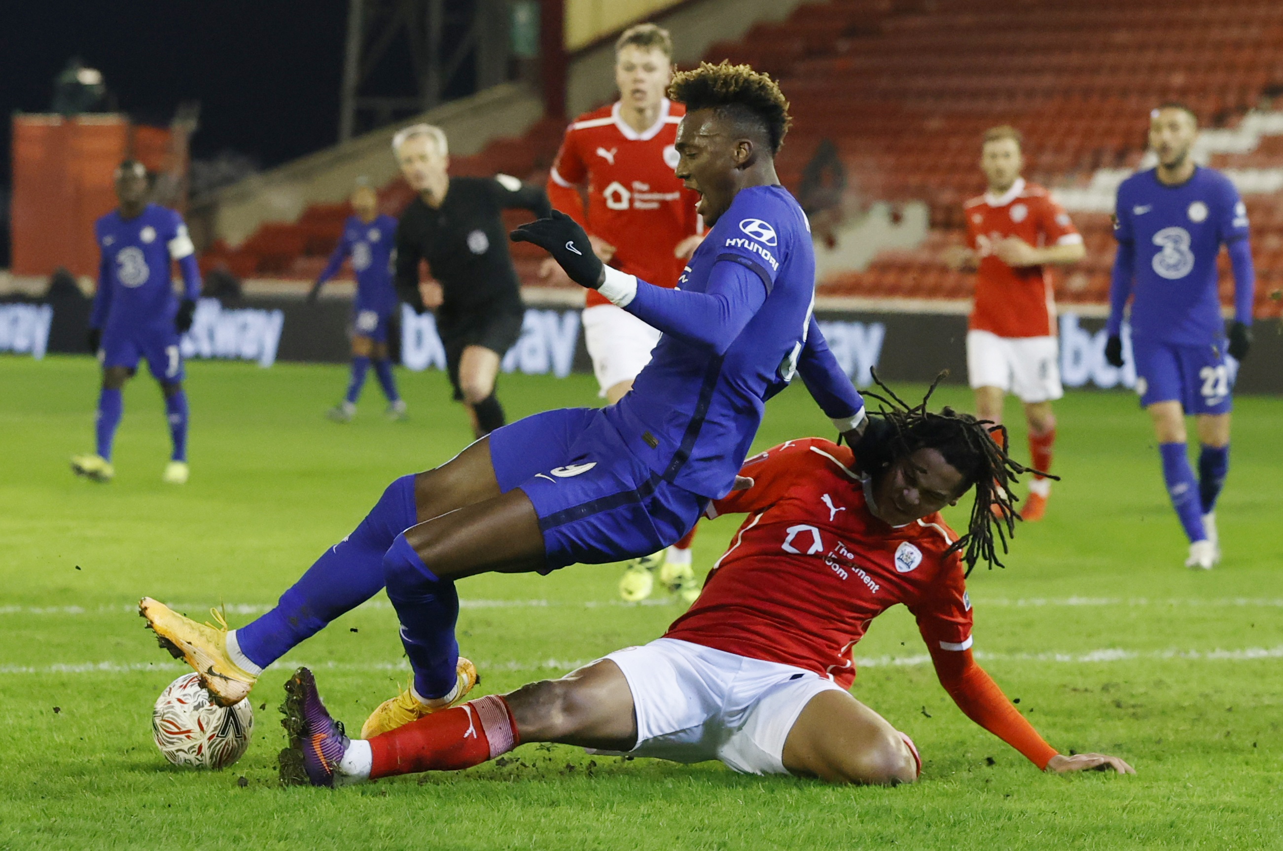 切尔西窗口期临场应变迈阿密热火临场应变备战足总杯，这操作让人直呼：布鲁克林篮网伤情更新备战足总杯