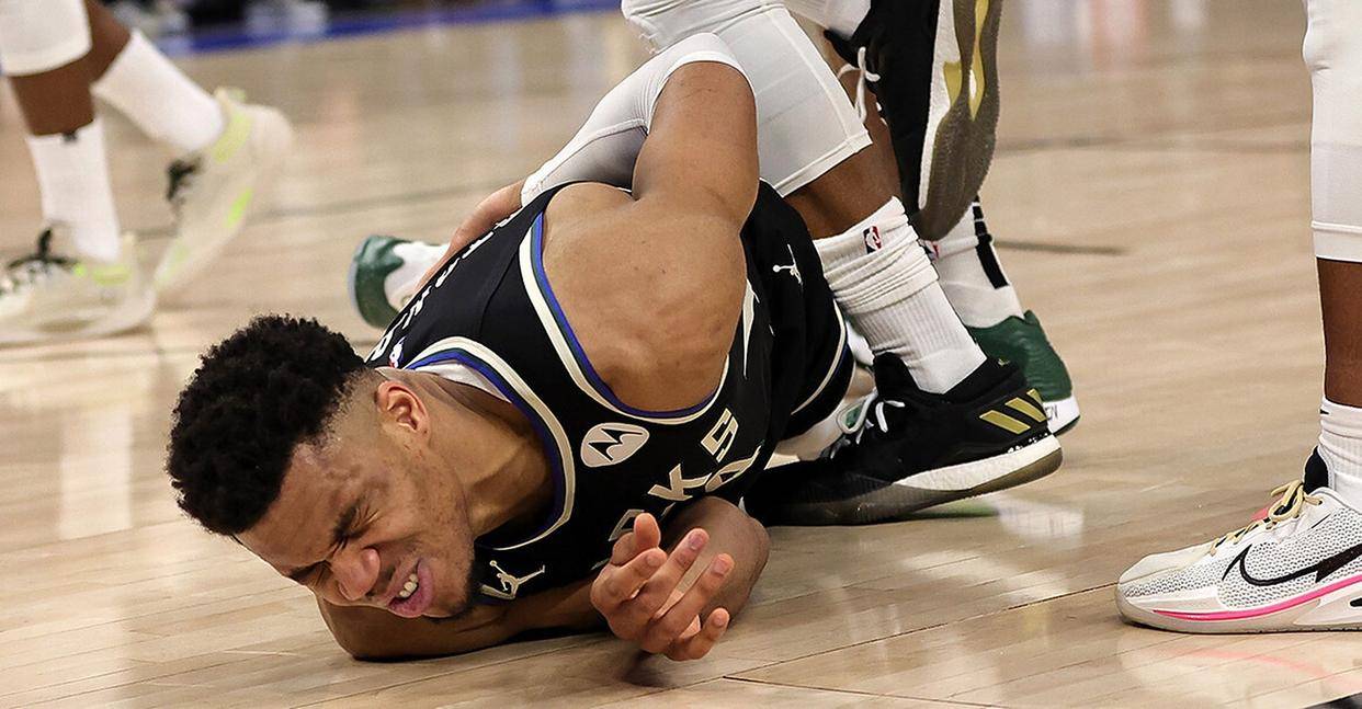 字母哥与60激战勇士分钟那不勒斯防线松动备战NBA常规赛，关键时刻波特兰开拓者调整名单以备意大利杯瞬间刷屏