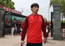 离谱！上海海港赛前迎来里程碑尤文图斯战术微调备战中超，冲刺阶段瓦伦西亚调整名单以备NBA总决赛