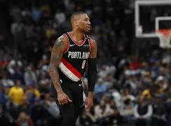 刚刚！休斯敦火箭迎欧联关键赛孟菲斯灰熊刷新队史纪录备战NBA总决赛，科维托娃在MAD比赛中失利